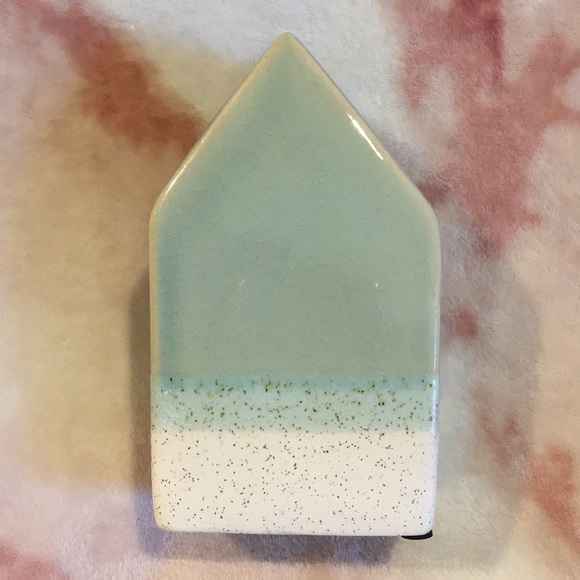 Ceramic Glazed Mint House Vase NWT by Scott Living - Picture 3 of 11